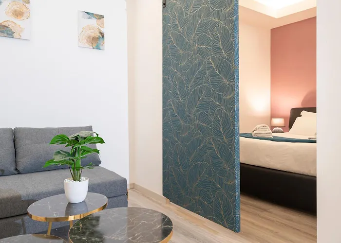 Piazza Cavour Apartment 90